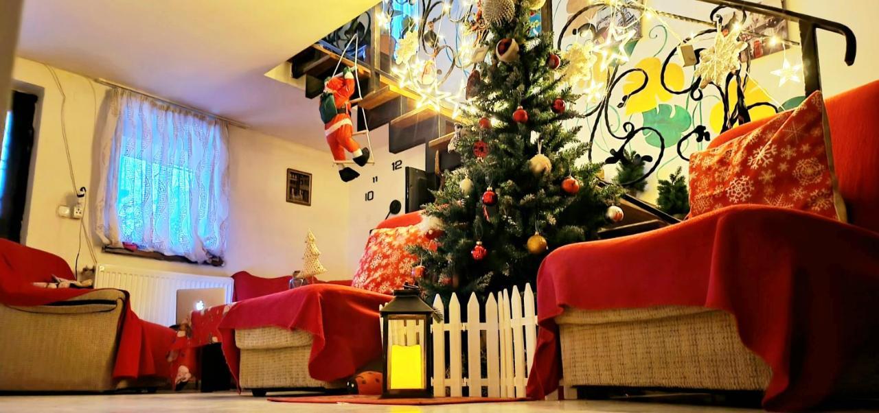 Happy Pandasn12 Hotel Боржоми Екстериор снимка