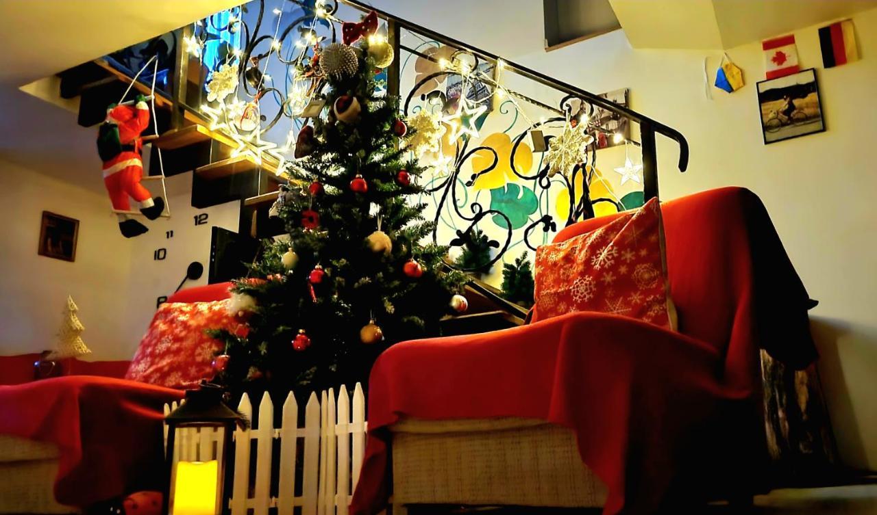 Happy Pandasn12 Hotel Боржоми Екстериор снимка