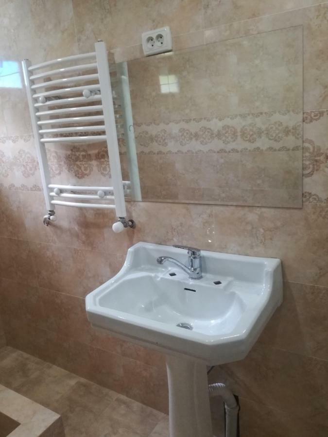 Happy Pandasn12 Hotel Боржоми Екстериор снимка